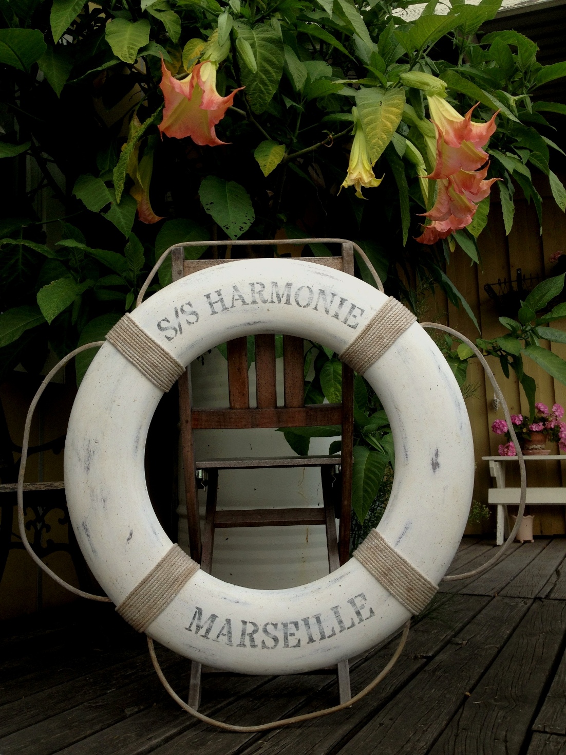 Himlarum sålda möbler Derdenbeslag shabby chic